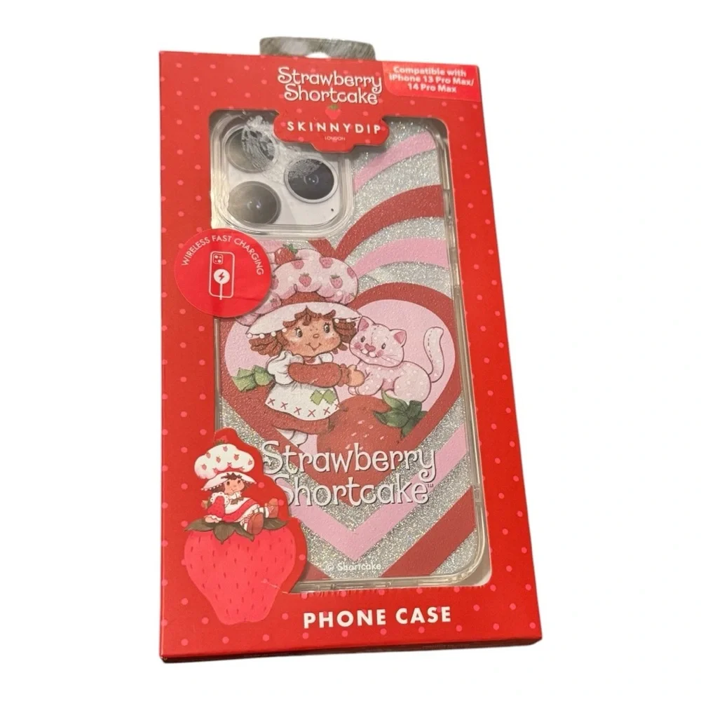 Strawberry Shortcake 13 Pro Max 14 Pro Max Silver Glitter Heart Phone Case